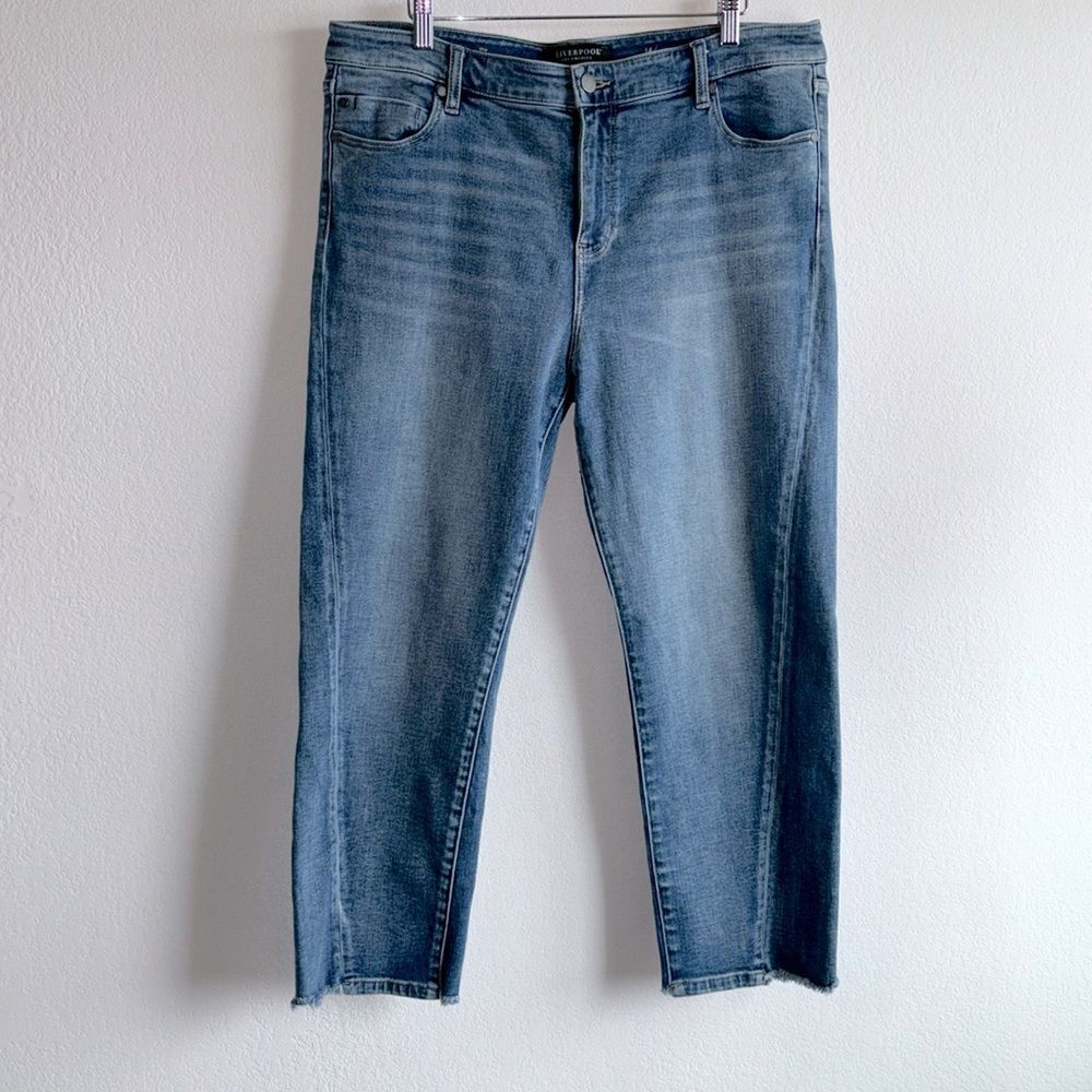 Liverpool The Crop Straight High Rise Front Seam Raw Hem Jeans Sz 14/32